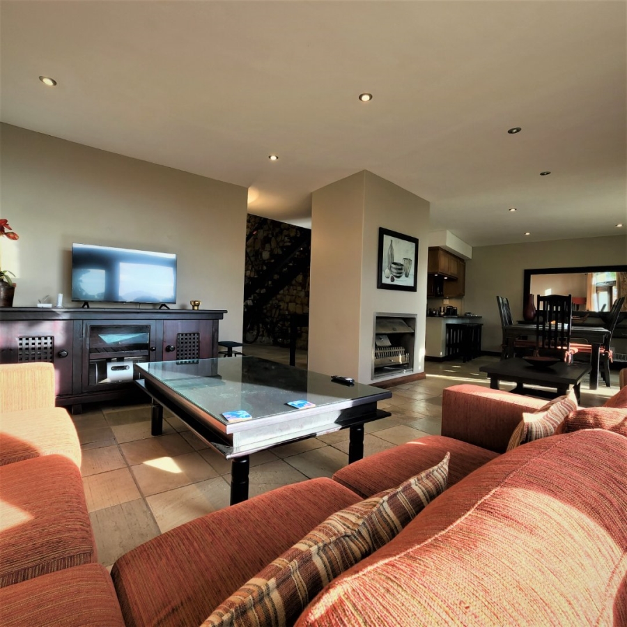 To Let 2 Bedroom Property for Rent in Oubaai Western Cape